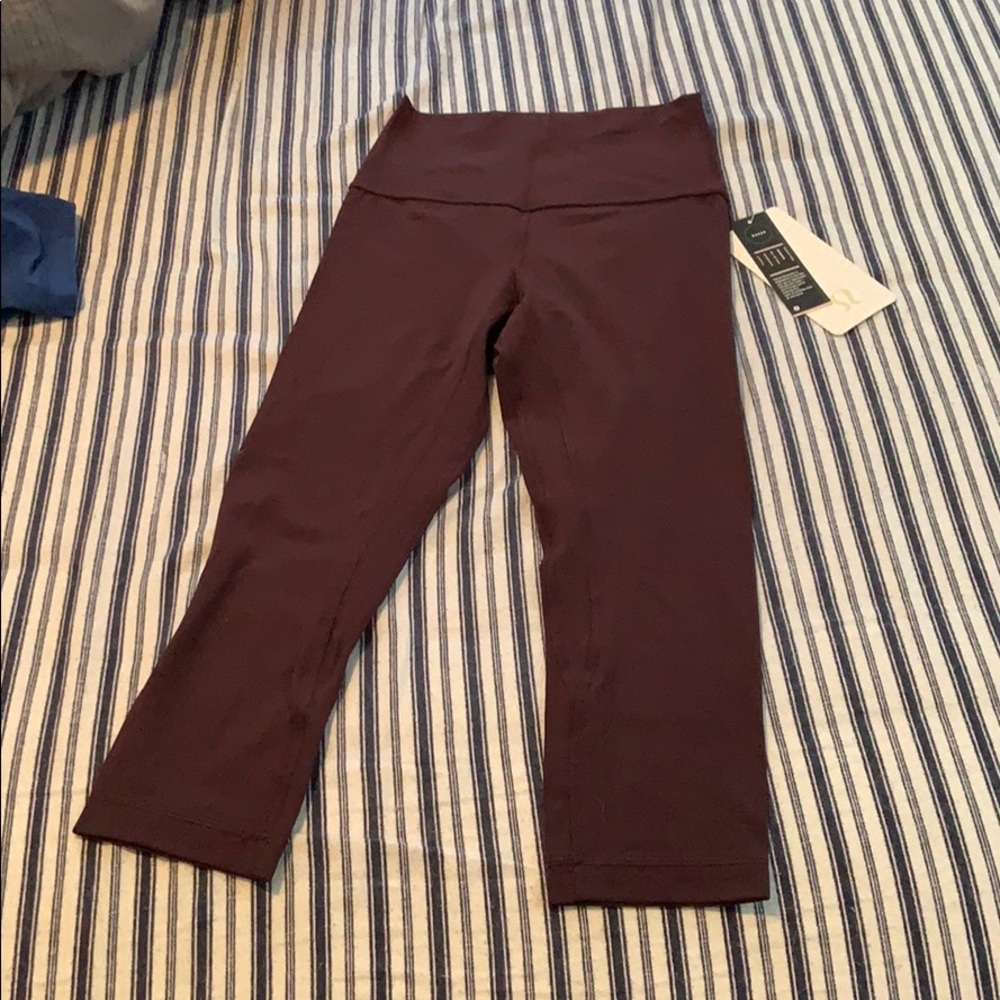 New with tags lululemon align crops!